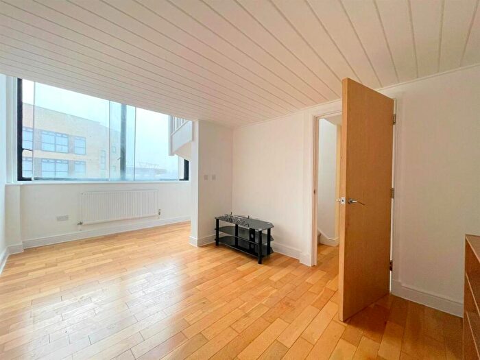 2 Bedroom Apartment For Sale In Lee Street, City Centre, Leicester, LE1