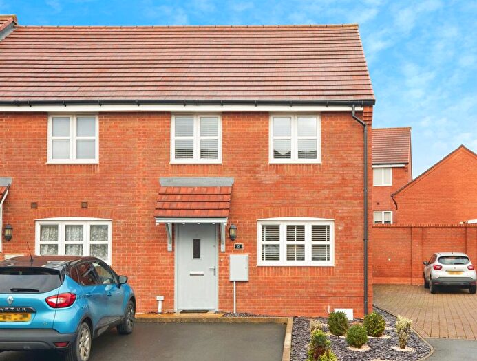 2 Bedroom End Of Terrace House For Sale In Harrow Way, Amesbury, Salisbury, SP4