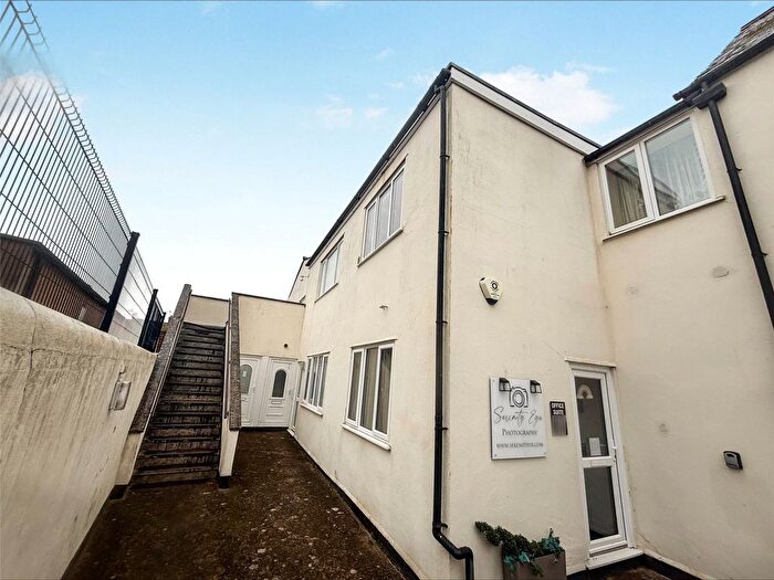 1 Bedroom Flat For Sale In Exeter Road, Exmouth, Devon, EX8