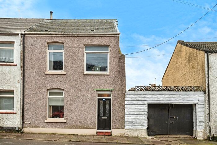 3 Bedroom Semi-Detached House For Sale In Ritson Street, Neath, SA11