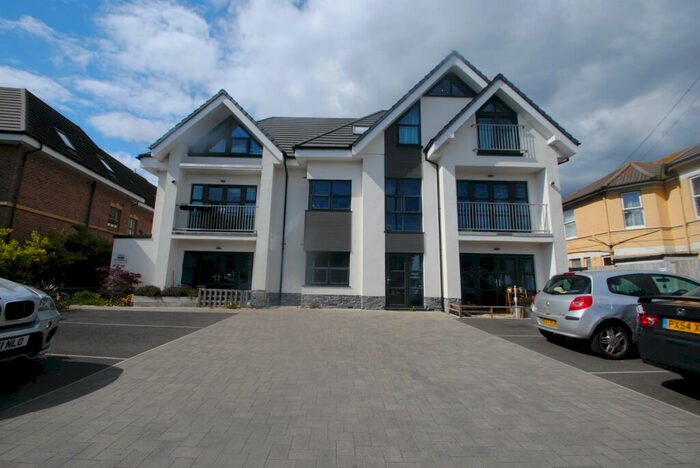 1 Bedroom Flat To Rent In The Alba, - Holdenhurst Rd, Bournemouth, BH8
