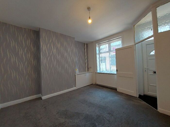 2 Bedroom Terraced House To Rent In Albert Street, Burnley, BB11