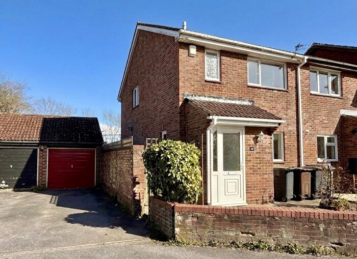 3 Bedroom Terraced House For Sale In Newbroke Road, Gosport, PO13