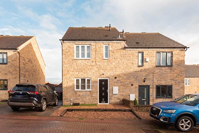 3 Bedroom Semi-Detached House To Rent In Swallow Wood Road, Swallownest, S26