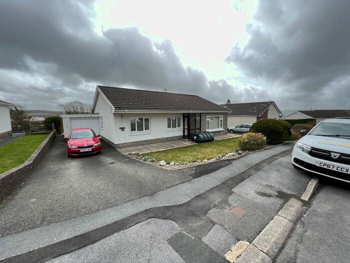 3 Bedroom Bungalow To Rent In Parc Yr Ynn, Llandysul, Ceredigion, SA44