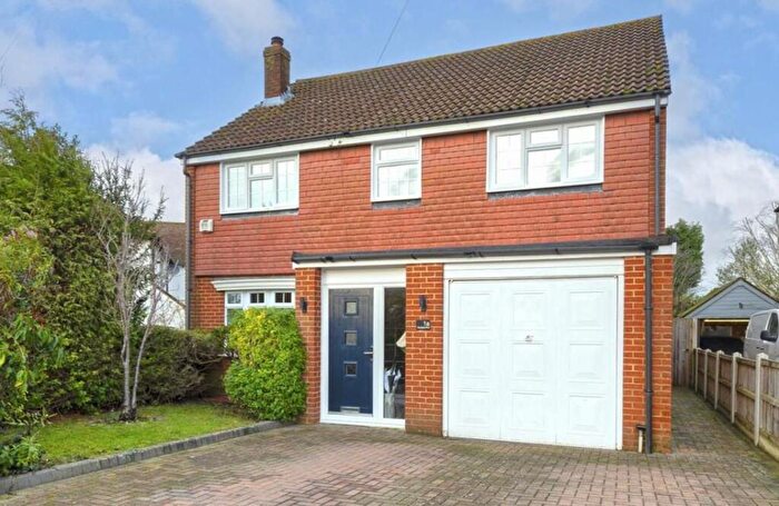 4 Bedroom Detached House For Sale In Headingley Road, Maidstone, ME16