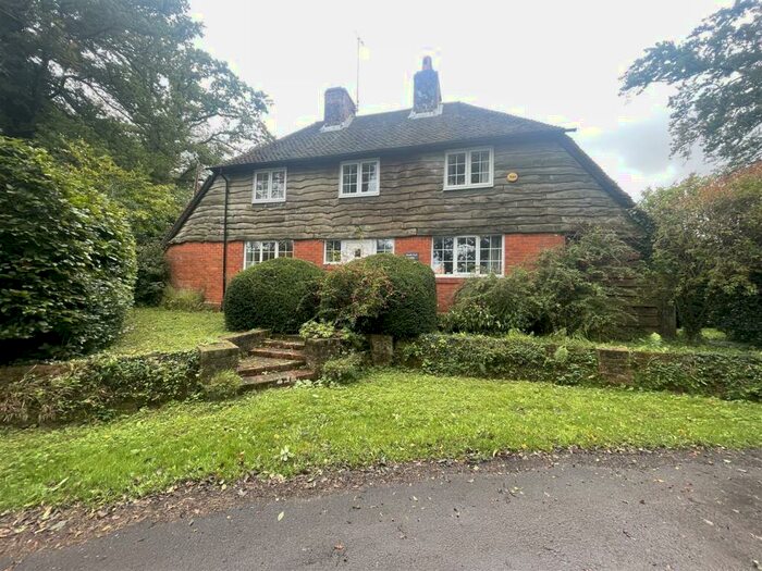 3 Bedroom Detached House To Rent In Checkendon, Reading, RG8