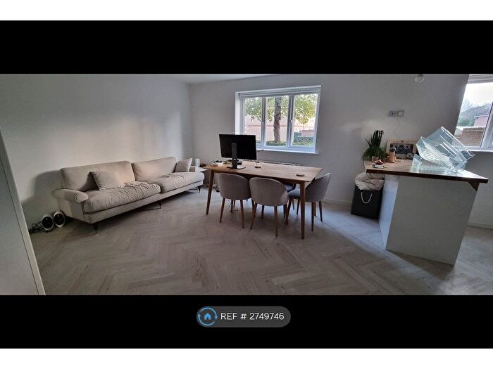 1 Bedroom Flat To Rent In Telegraph Place, London, E14