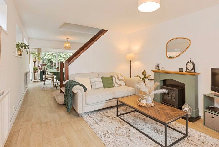 4 Bedroom Detached House For Sale In Queens Road, Tunbridge Wells, Kent, TN4