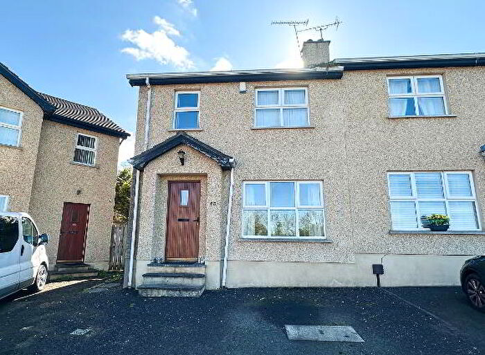3 Bedroom Semi-Detached House For Sale In Cairnhill, Coleraine, BT51