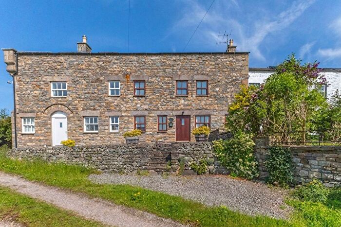 2 Bedroom Terraced House For Sale In Underbank Barn, Sedbergh, LA10