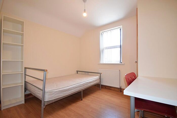 10 Bedroom House To Rent In Woodville Road, Cathays, CF24