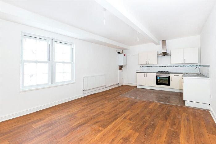 2 Bedroom Terraced House To Rent In London Stile, London, W4