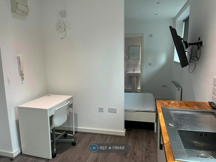 Studio To Rent In Latimer House Silvester Street, Liverpool, L5
