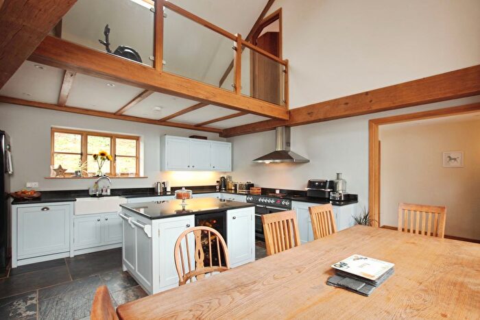 4 Bedroom Semi-Detached House For Sale In Week Farm, North Tawton, EX20