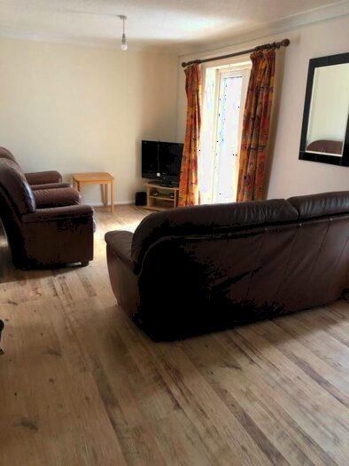 4 Bedroom Semi-Detached House To Rent In Goodhale Road, Norwich, NR5
