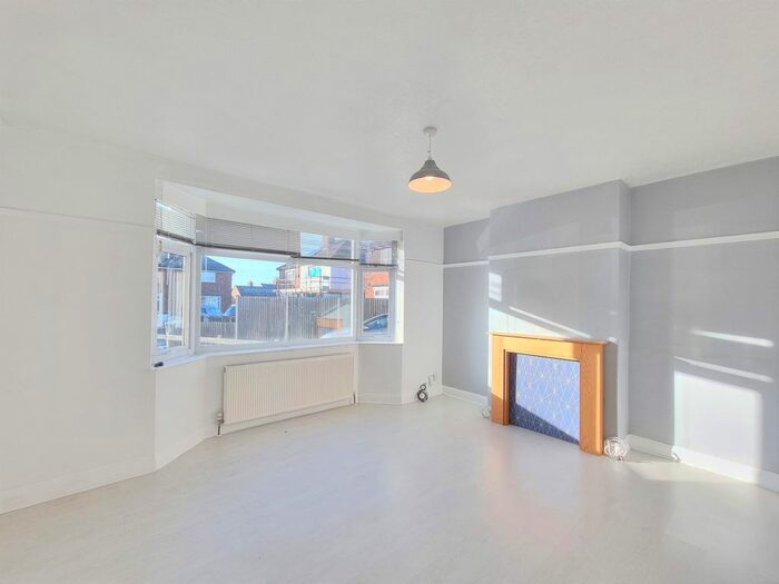 2 Bedroom Semi-Detached House To Rent In Beverley Avenue, Belgrave, Leicester LE4