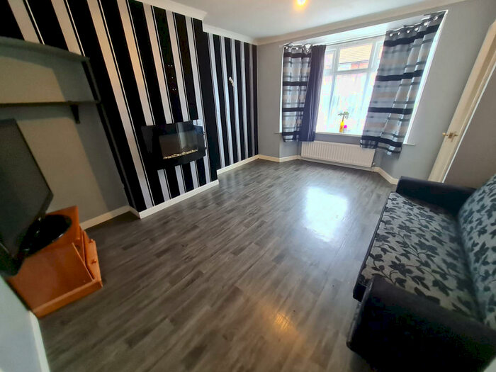 2 Bedroom Terraced House To Rent In Broom Hall Crescent, Acocks Green, Birmingham, B27