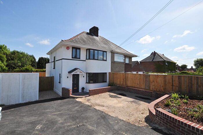 3 Bedroom Semi-Detached House To Rent In Blandford Road, Sturminster Marshall, Wimborne, BH21