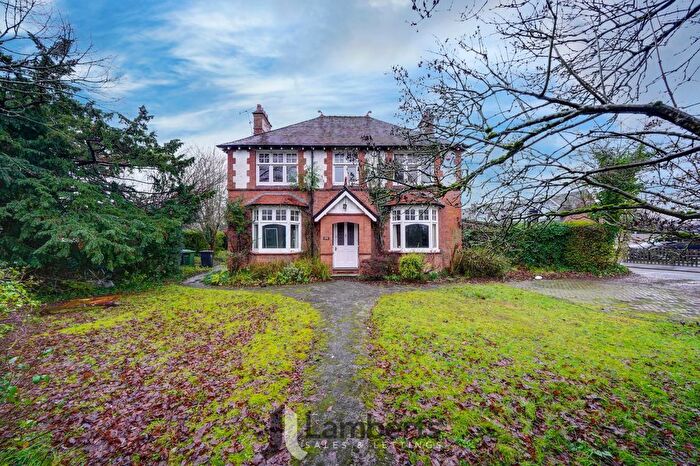 4 Bedroom Detached House For Sale In Alcester Road, Studley, B80