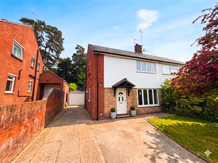 3 Bedroom Semi-Detached House For Sale In Evergreen Road, Frimley, Camberley, GU16
