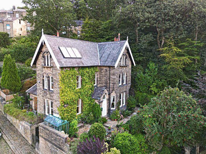 4 Bedroom Detached House For Sale In Marlborough Road, Hebden Bridge, West Yorkshire, HX7