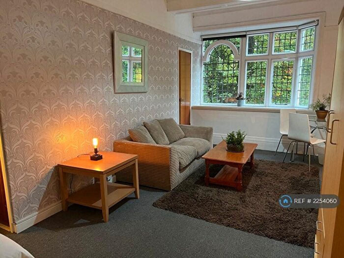 Studio To Rent In Leicester, Leicester, LE2