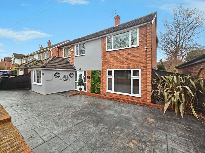 4 Bedroom Detached House For Sale In Spital Road, Wirral, Merseyside, CH63
