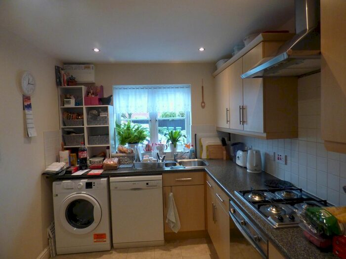4 Bedroom Terraced House To Rent In Embleton Way, Buckingham MK18