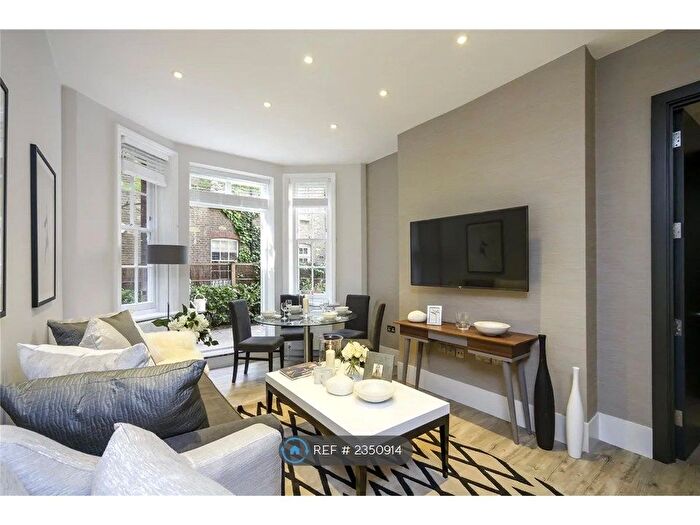 2 Bedroom Flat To Rent In Abingdon Mansions, London, W8