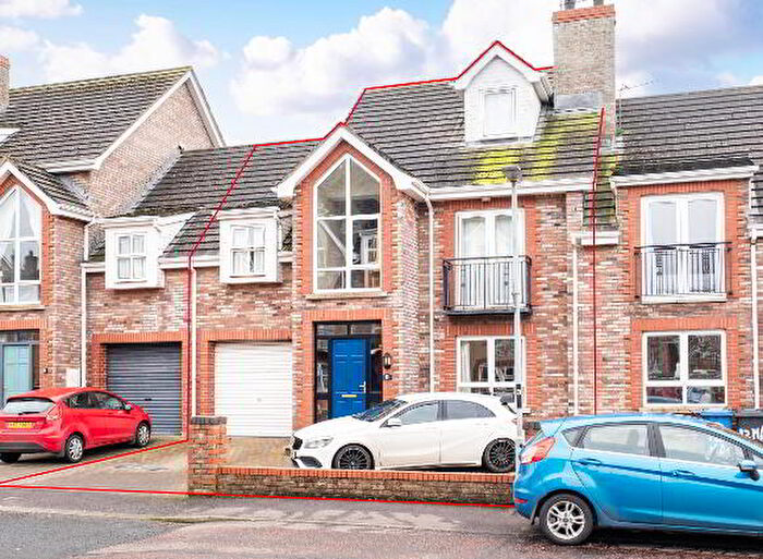 5 Bedroom Terrace House For Sale In Millstone Avenue, Portstewart, BT55