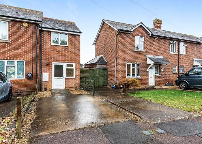 1 Bedroom End Of Terrace House To Rent In The Oval, Bicester, OX26