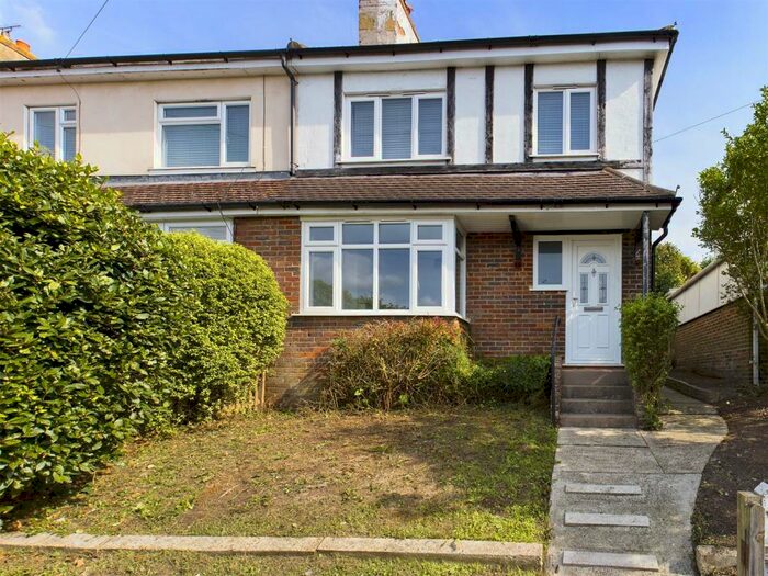 3 Bedroom End Of Terrace House To Rent In Bevendean Crescent, Brighton, BN2