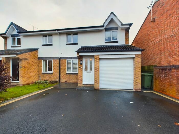 3 Bedroom Semi-Detached House To Rent In Thirlmere Park, Penrith, CA11