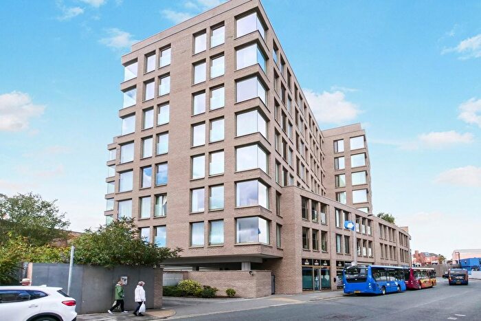3 Bedroom Flat To Rent In Piccadilly, York, YO1