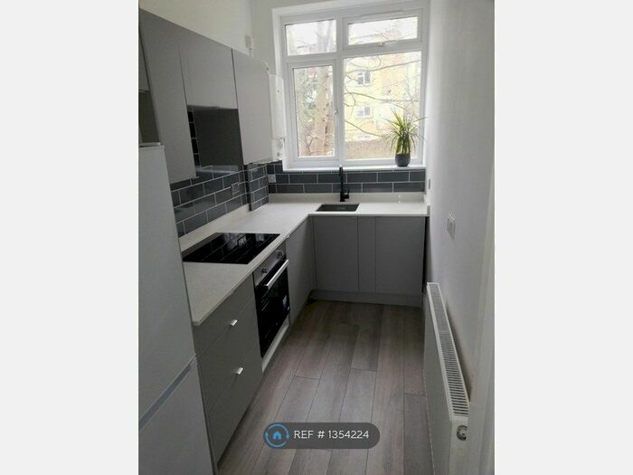 1 Bedroom Flat To Rent In Nicholson Road, Croydon, CR0