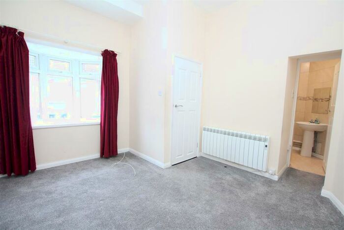 Flat To Rent In May Road, Brighton, BN2