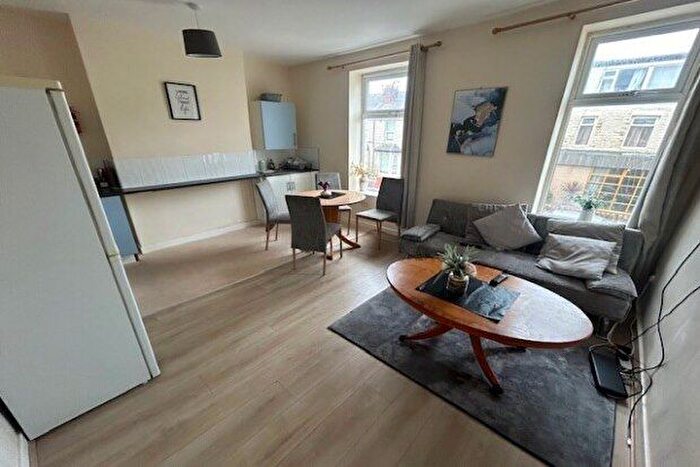 2 Bedroom Flat To Rent In Clarendon Road, Blackpool, FY1