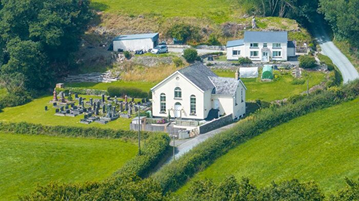 4 Bedroom Detached House For Sale In Pontynyswen Chapel House, Nantgaredig, Carmarthen, SA32