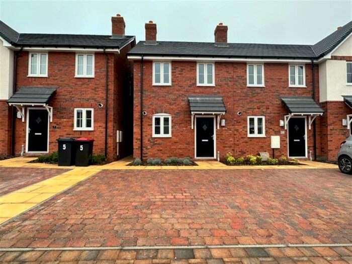 2 Bedroom House To Rent In Congrave Way, Dordon, Tamworth, B78