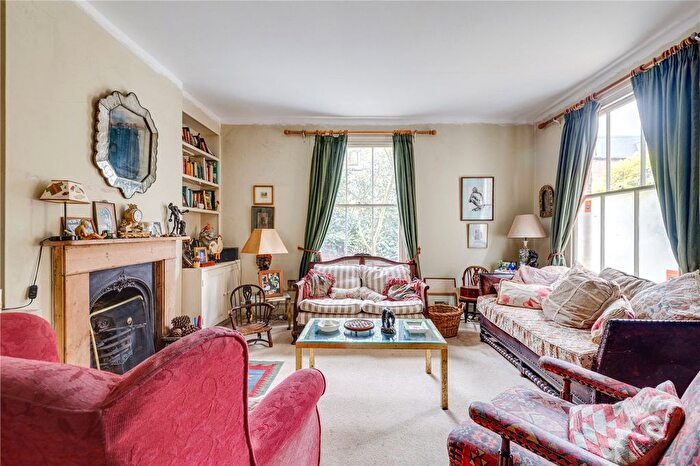 5 Bedroom Terraced House For Sale In Haldane Road, London, SW6
