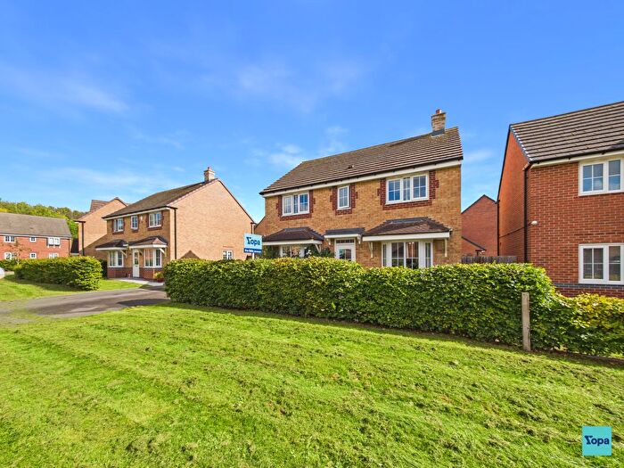 4 Bedroom Detached House For Sale In Poplar Street, Shifnal, TF11