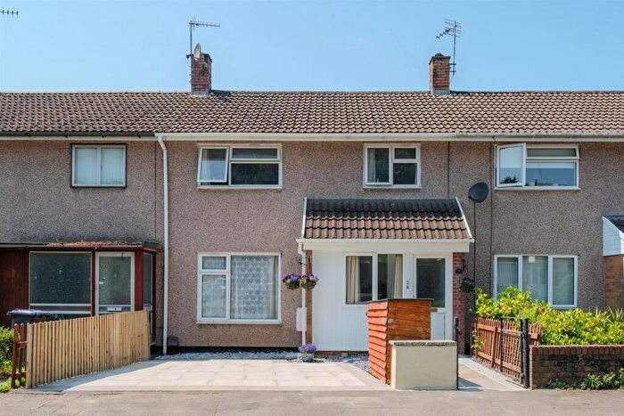 4 Bedroom Terraced House For Sale In Liswerry Drive, Llanyravon, Cwmbran, NP44