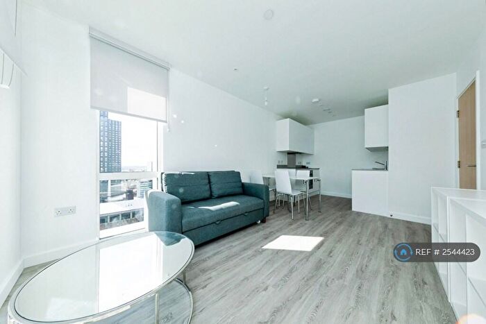 1 Bedroom Flat To Rent In Addiscombe Grove, Croydon, CR0