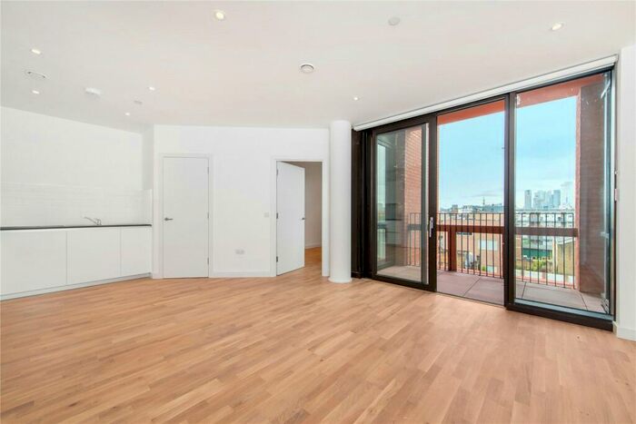 1 Bedroom Flat To Rent In Kingsland Road, Haggerston, E8
