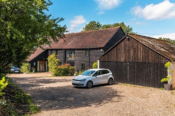 5 Bedroom Semi-Detached House For Sale In Eastbourne Road, Newchapel, RH7