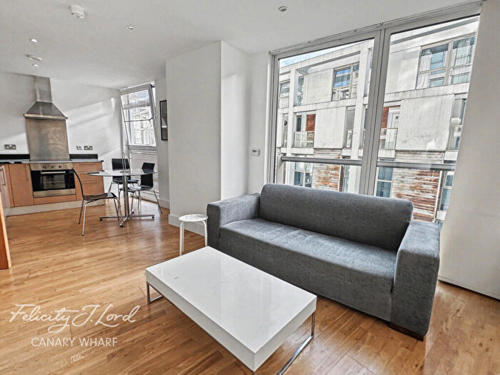 1 Bedroom Apartment To Rent In Lantern Way, London, E14