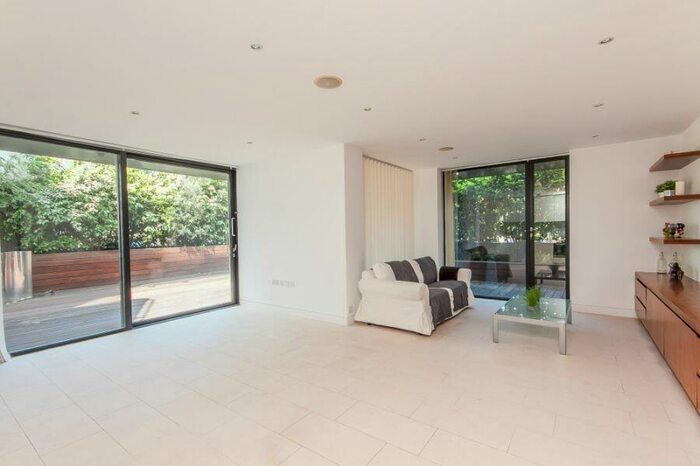 2 Bedroom Flat To Rent In Oval Road, Primrose Hill, NW1