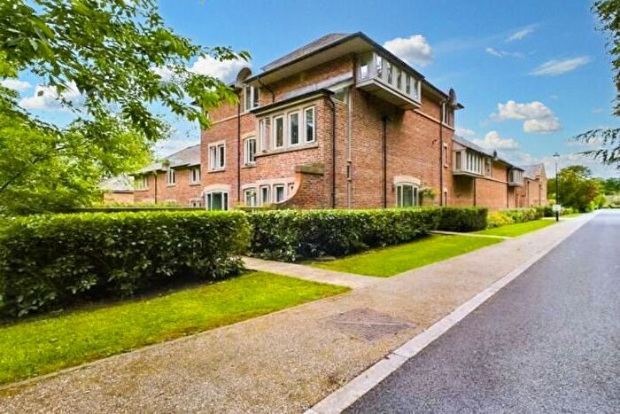 2 Bedroom Flat For Sale In Hartford Hall Estate, Bedlington, NE22