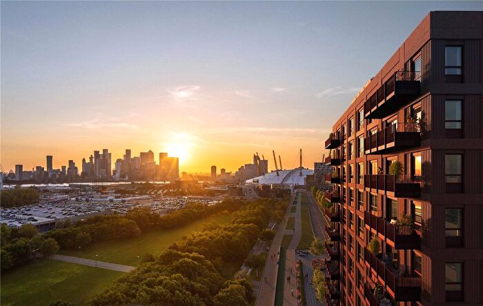 2 Bedroom Flat For Sale In Greenwich Peninsula, Peninsula Gardens, London, SE10